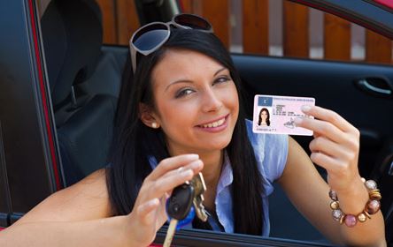 Los nuevos cambios que quiere implantar la DGT en los carnets de conducir